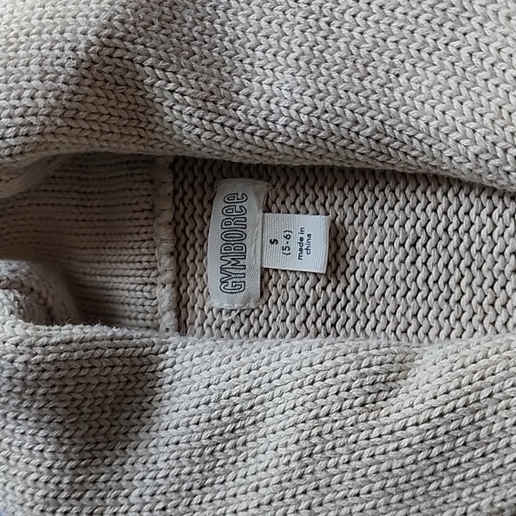 GUC button down sweater size 5-6 - Picture 2 of 5